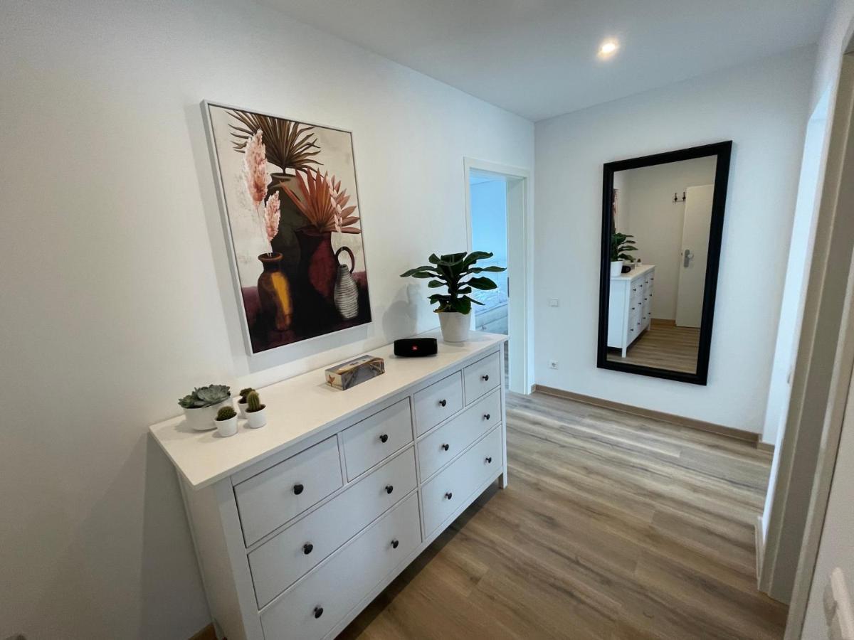 Neue Stilvolle 2-Zimmer Wohnung Im Zentrum Von Wolfsburg Eksteriør billede