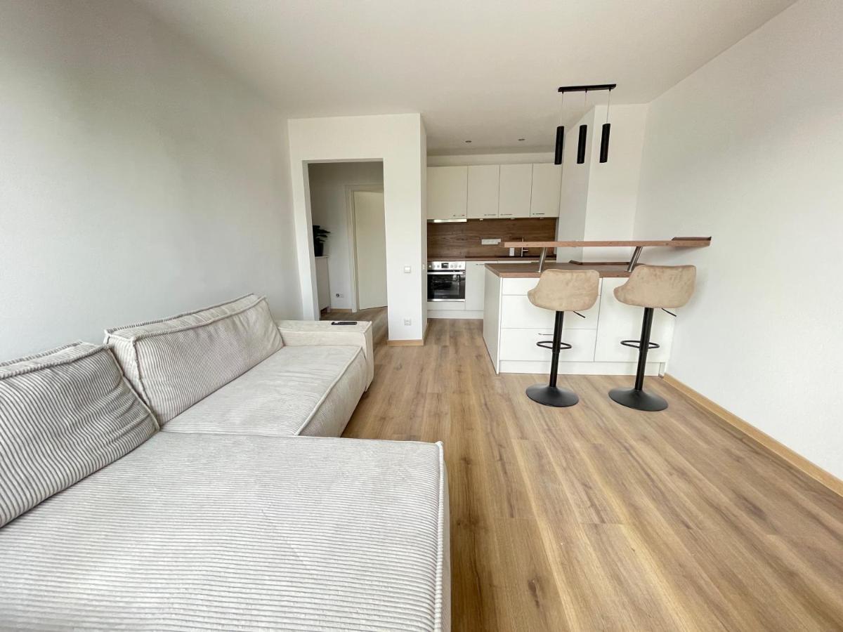 Neue Stilvolle 2-Zimmer Wohnung Im Zentrum Von Wolfsburg Eksteriør billede
