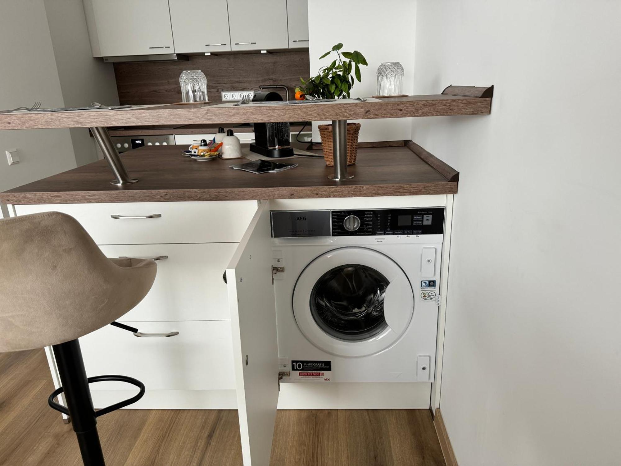 Neue Stilvolle 2-Zimmer Wohnung Im Zentrum Von Wolfsburg Eksteriør billede