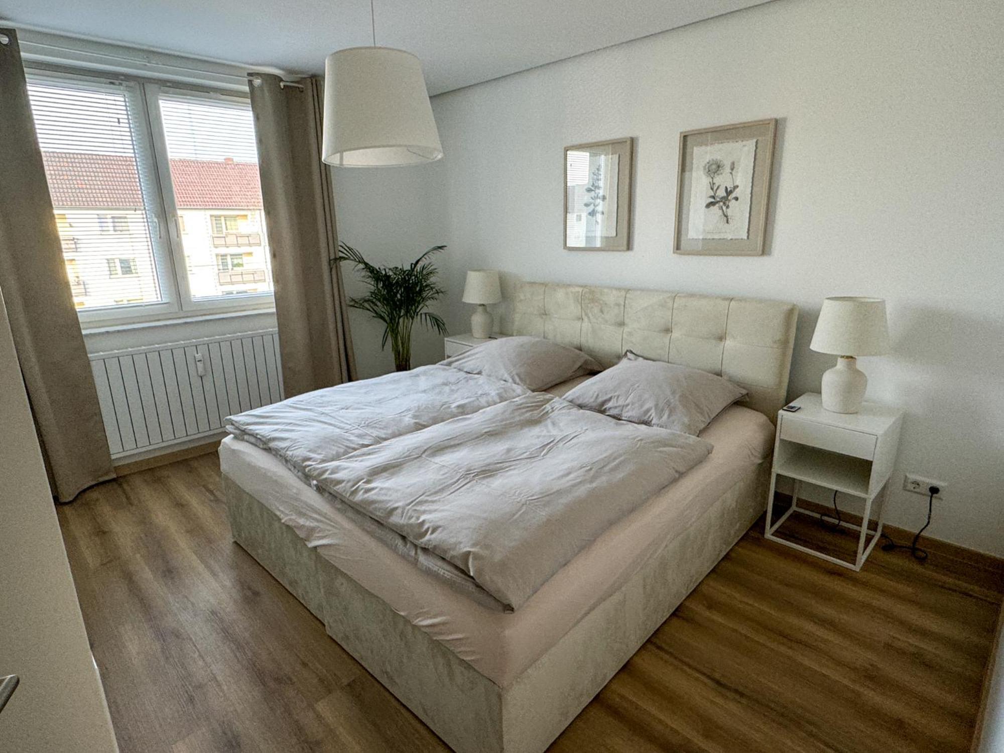 Neue Stilvolle 2-Zimmer Wohnung Im Zentrum Von Wolfsburg Eksteriør billede